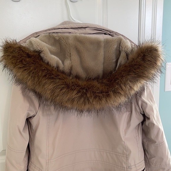 TNA Summit Parka - Picture 6 of 10